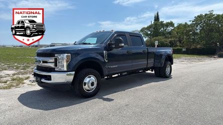2018 Ford F350 Super Duty Crew Cab