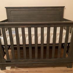 SIMMONS KIDS’ Slumbertime Baby Crib