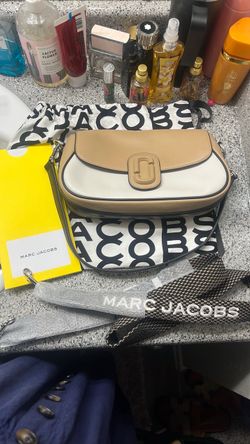 Marc Jacobs Logo Crossbody Bag
