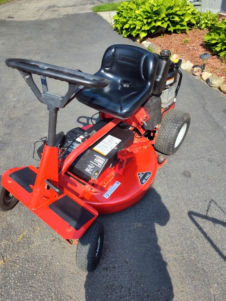 Snapper Riding Mower