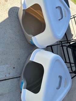 2 Large Litter Boxes - must pick up