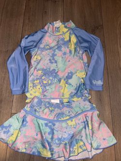 girl's swimsuit