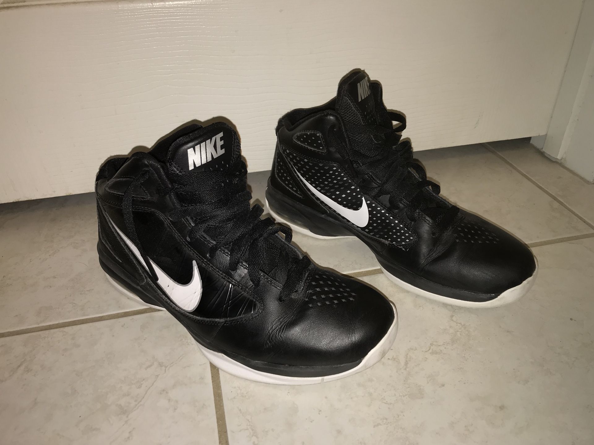 Women's Nike Flywire basketball (size 8) in Alpine, CA - OfferUp