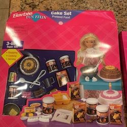 Vintage Barbie and Kelly (30yrs) 