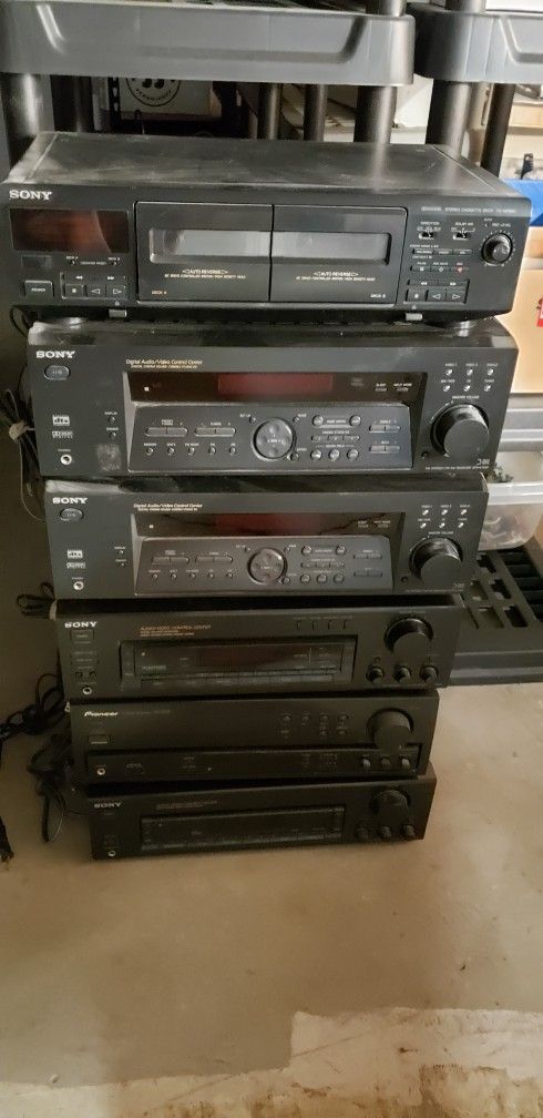 Large Lot Of 1990s Era Stereo Equipment