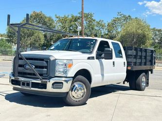 2016 Ford F350 Super Duty Crew Cab & Chassis