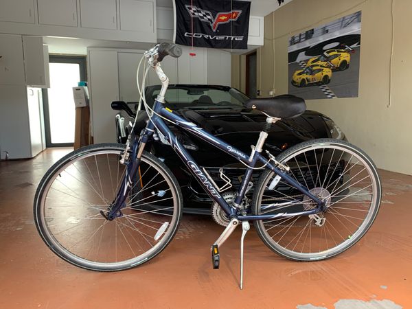 giant cypress road bike