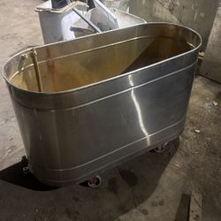 Stainless Steel Athletic Tub