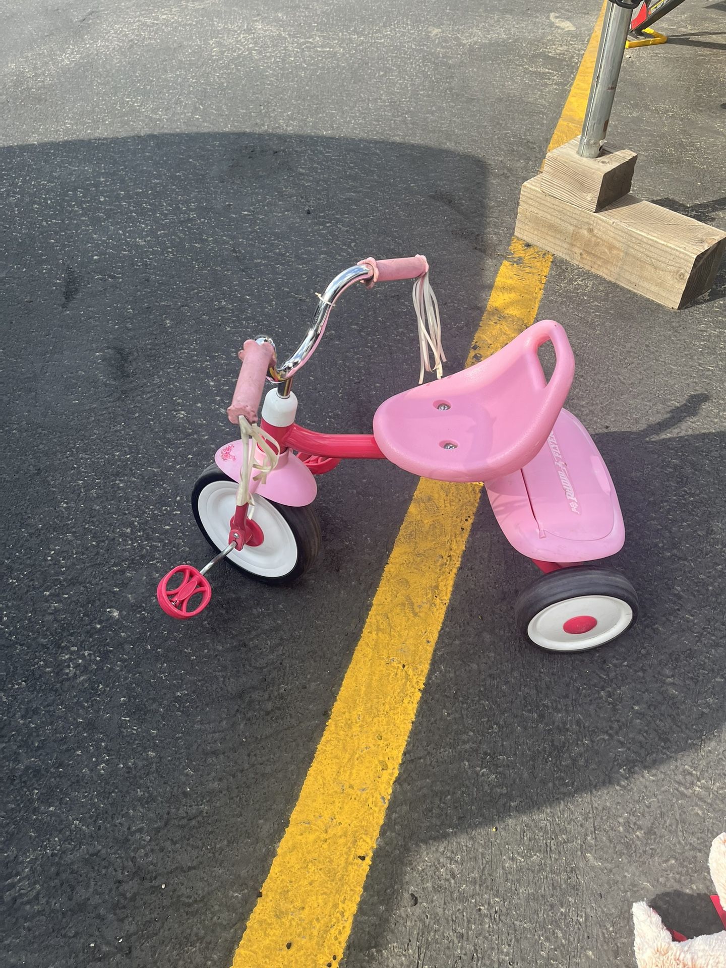 Radio Flyer Pink Tricycle