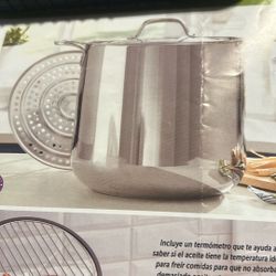 Olla Tamalera De 25 Qt Nueva Con Parrilla De Princess House 