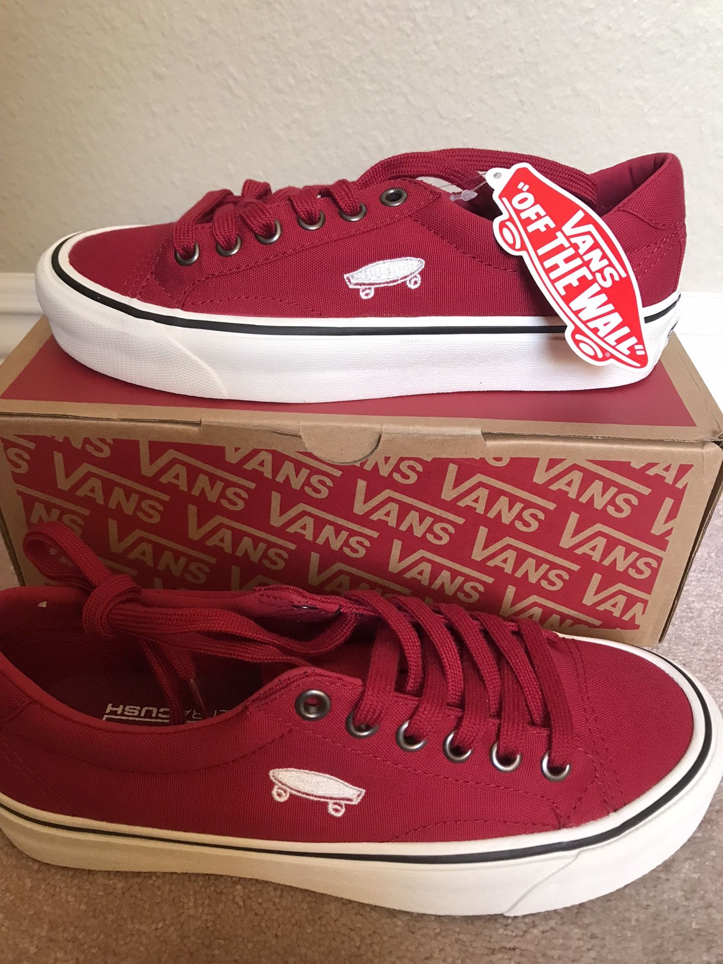 NEW!! VANS Court Icon Scooter Marshmallow Red Womens Mens NIB