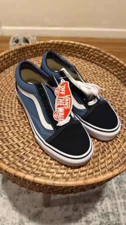 New without Box - Vans Old Skool Skate Shoe - Navy / White