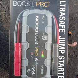 Boost 12V 3000A Jump Starter