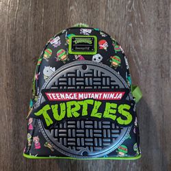 NWT Loungefly Teenage Mutant Ninja Turtles Sewer Cap Mini Backpack