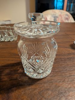 4-inch Rogaska crystal lidded jar with Lid Rogaska Biscuit Barrel Canister. BEAUTIFUL!