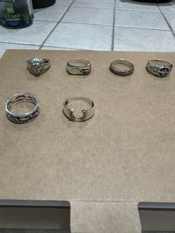 6 Silver Rings, Clocks & Color 3, 1 JCP, 2 Unknown Men’s 