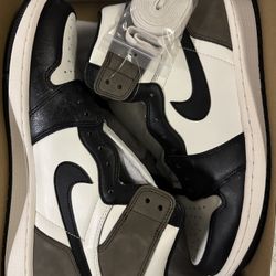 Jordan 1 High Og Mocha ☕️  size(12M). DS(New). Now Available! Listening to trade or cash offers. Tap in. 