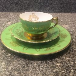 Caolport Bone China Green & Gold Dinnerware