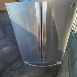 Kenmore Elite Stainless Steel French Doors Refrigerator Fully Functional