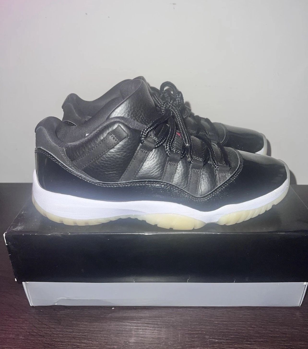 Jordan 11 Retro 72/10 Low Cut Size 10.5 Check My Page For More