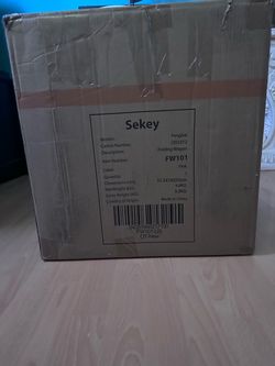 Brand new Sekey 220lbs Collapsible wagon cart