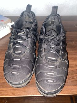 3 pairs of shoes size 8