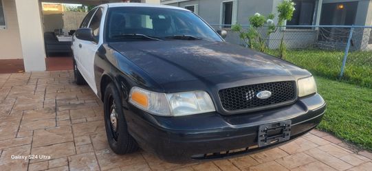 2011 Ford Crown Victoria