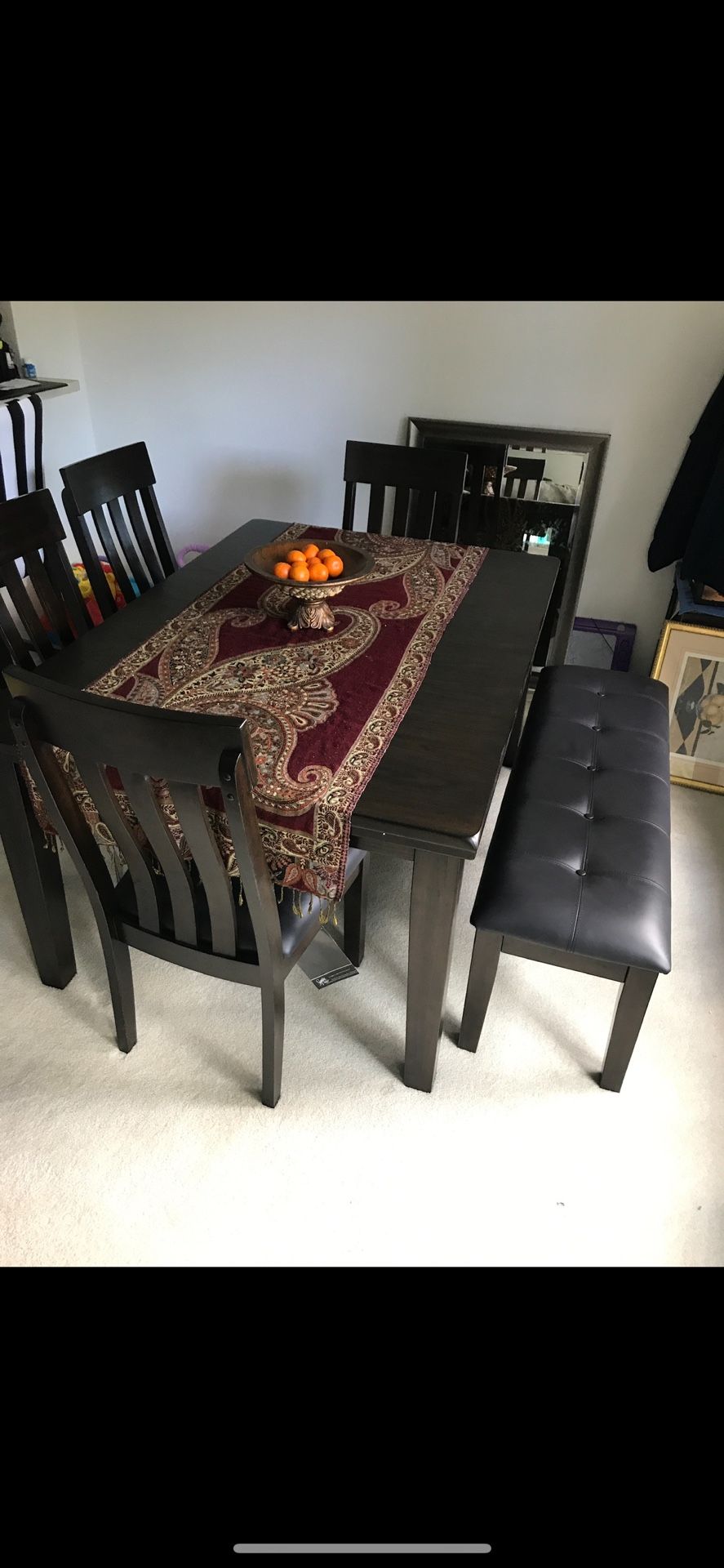 Dining room Table