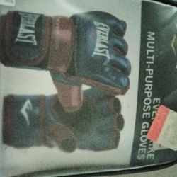 Brand New  XL Kick boxing Gloves
