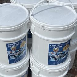 50 Lbs Chlorine Tablets Or Pool Shock 