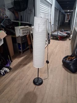 Floor lamp