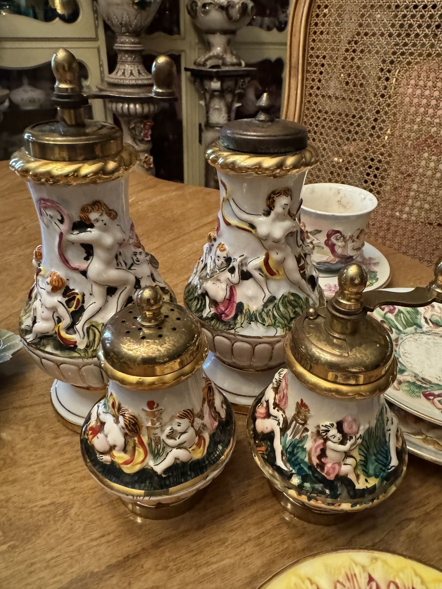 Vintage Capodimonte Species Pieces salt/pepper