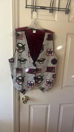 Patriotic Print Vest with Eagle and Flag Pattern