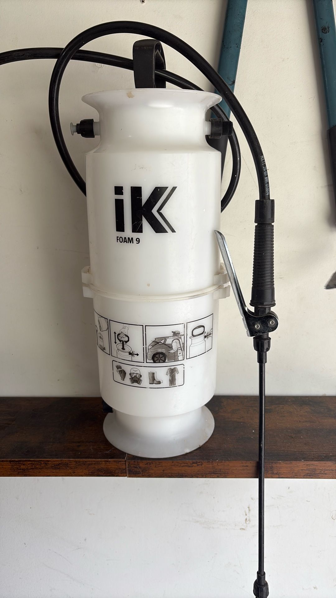 IK Foam 9 Sprayer Heavy Duty