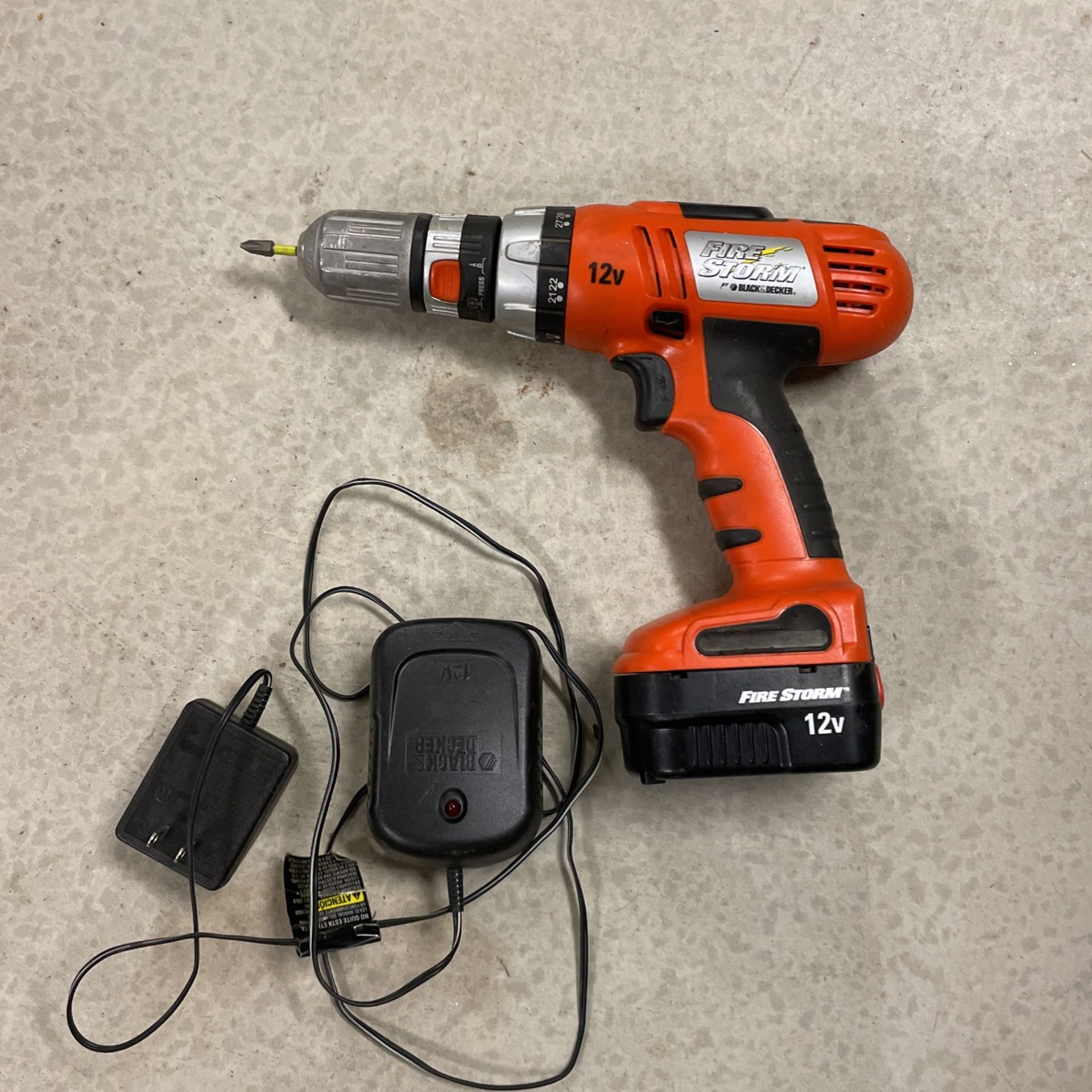 Black And Decker 12v Drill