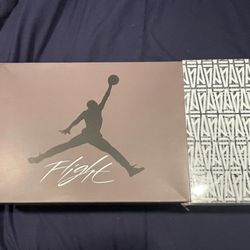 Size 11 - Jordan 4 Retro x A Ma Maniere Mid Violet Ore