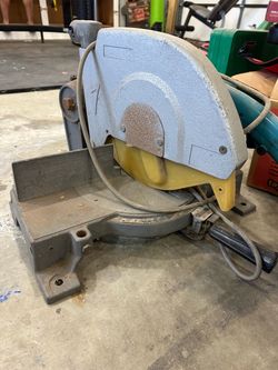 Makita mitre saw