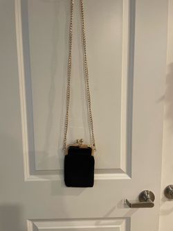 Custom made cross body take along