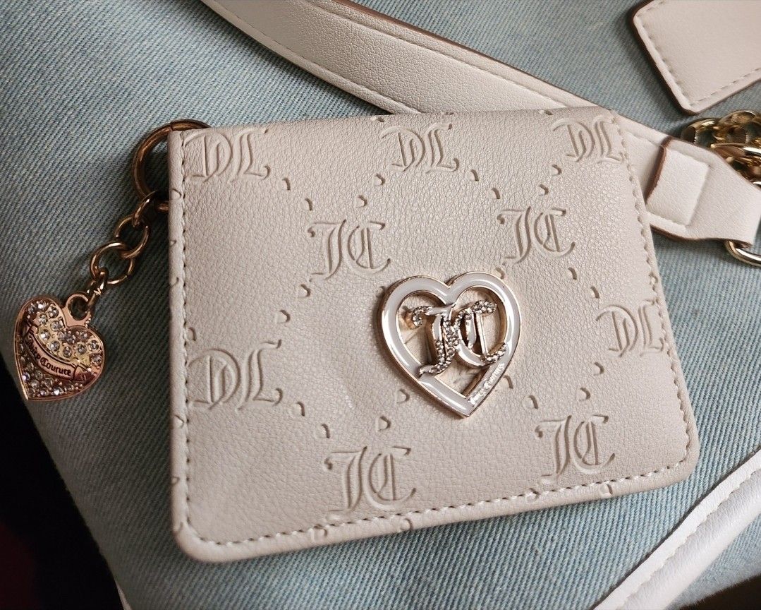 Juicy Couture creme Women's Wallet