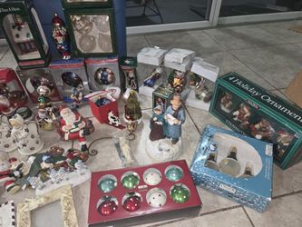 BIG BUNDLE OF ASSORTED CHRISTMAS ORNAMENTS AND DECORATIONS ALL FOR $59