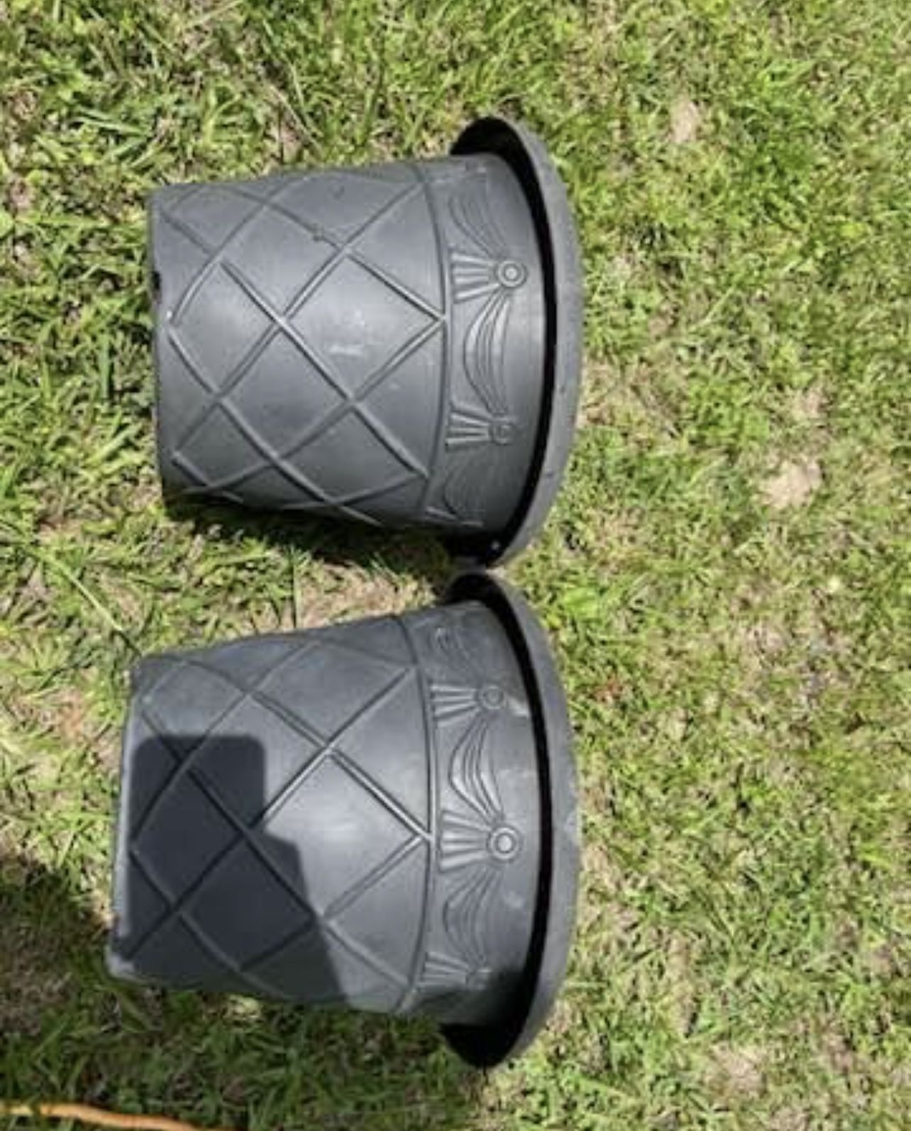 Pair Of Flower Pots/planters