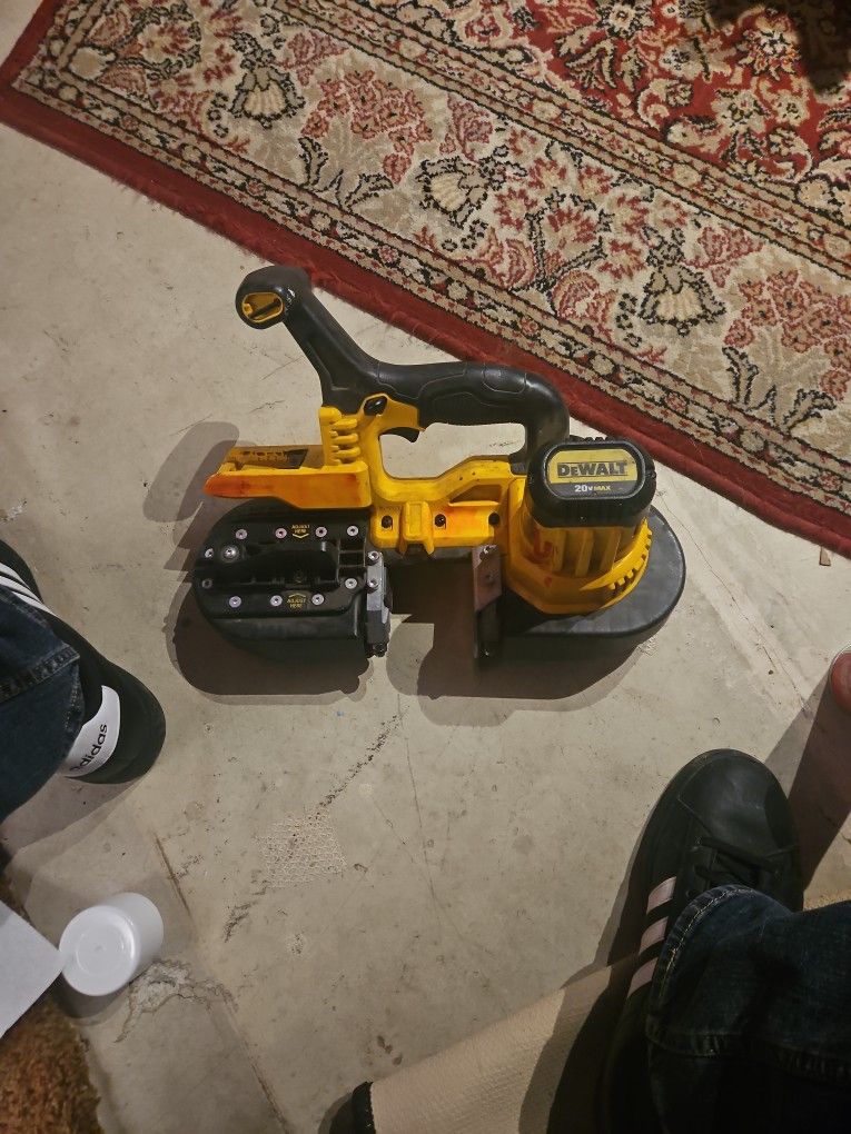 Dewalt Bandsaw