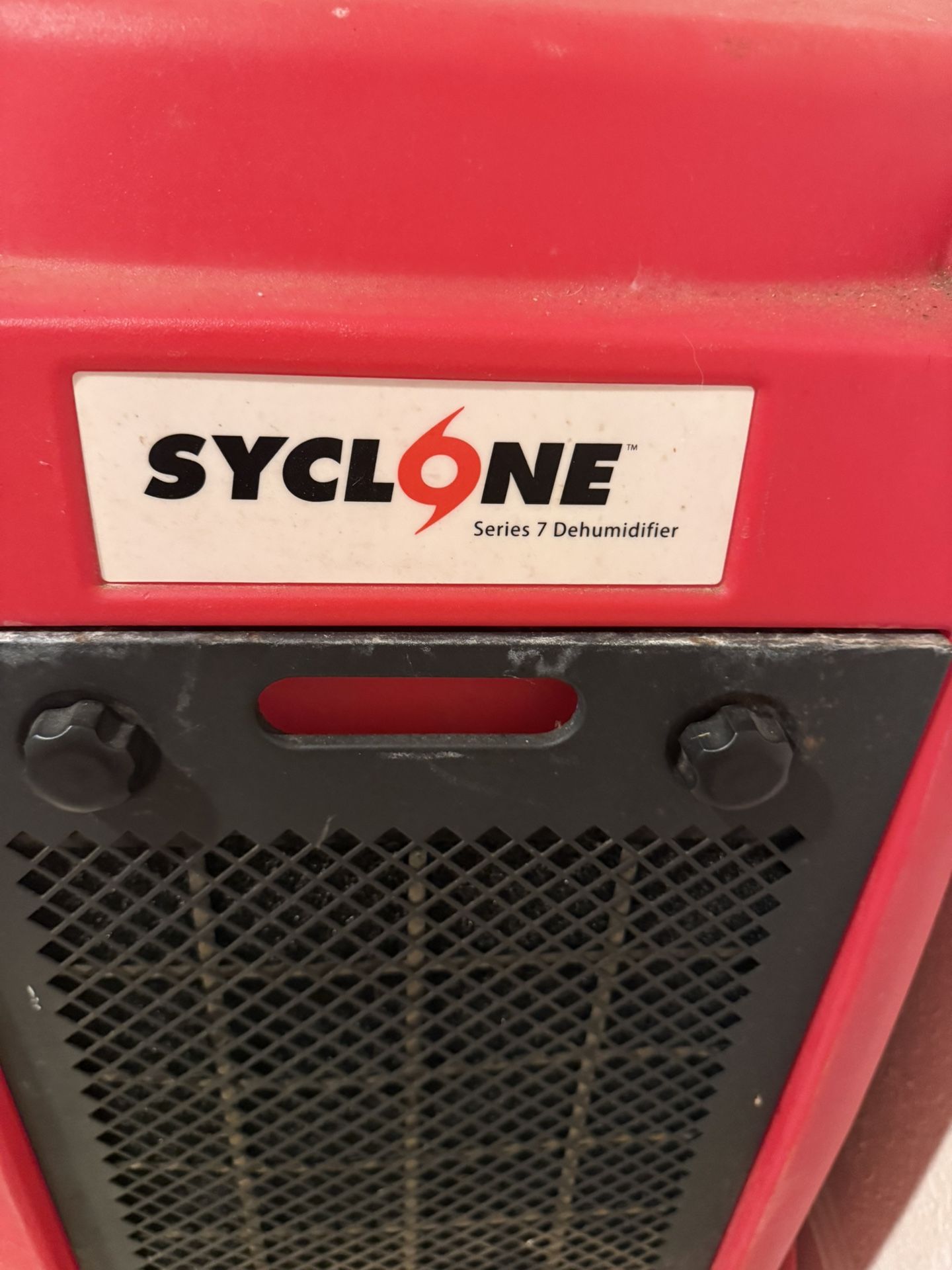 Syclone Series 7 Dehumidifier