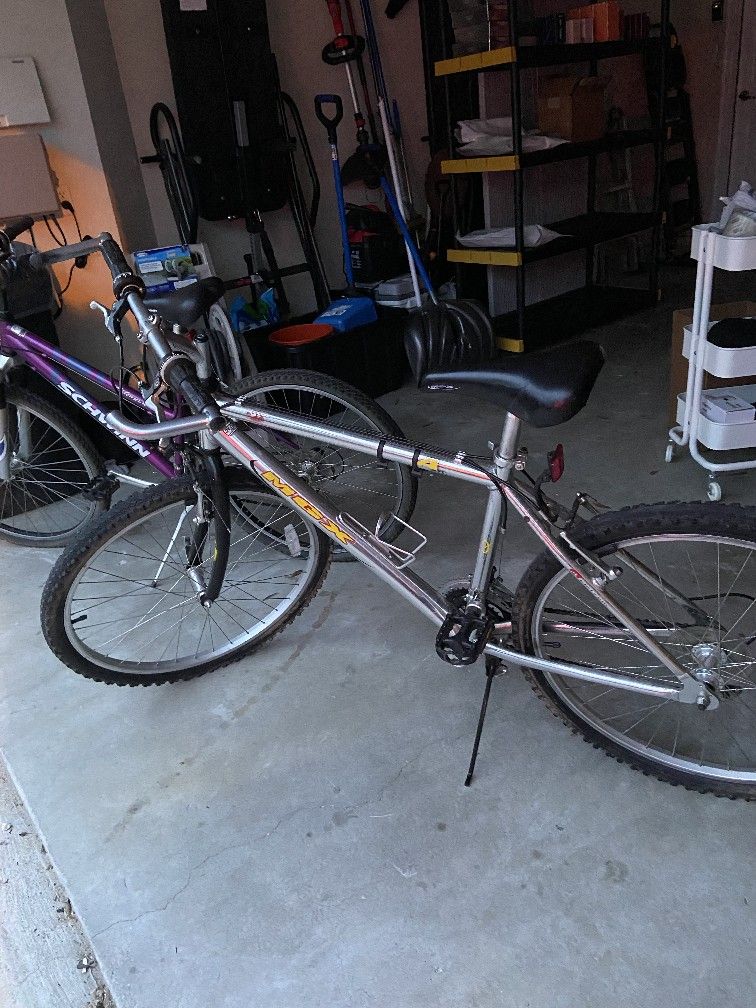 Mongoose MDX Mountain Bike