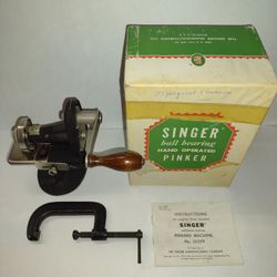 Singer Pinking Machine