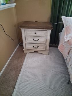 Dresser and 2 nightstands
