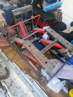 Motorcycle jack
