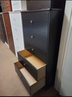 Five drawers jumbo dresser