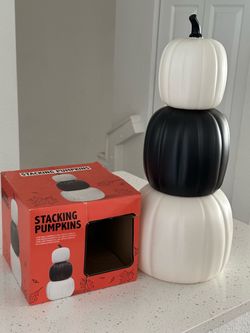 Stacking Pumpkins Halloween Decor resin plastic
