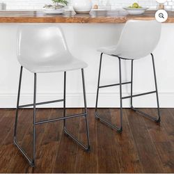 Modern Counter-Height Bar Stool – White Seat / Black Metal Base